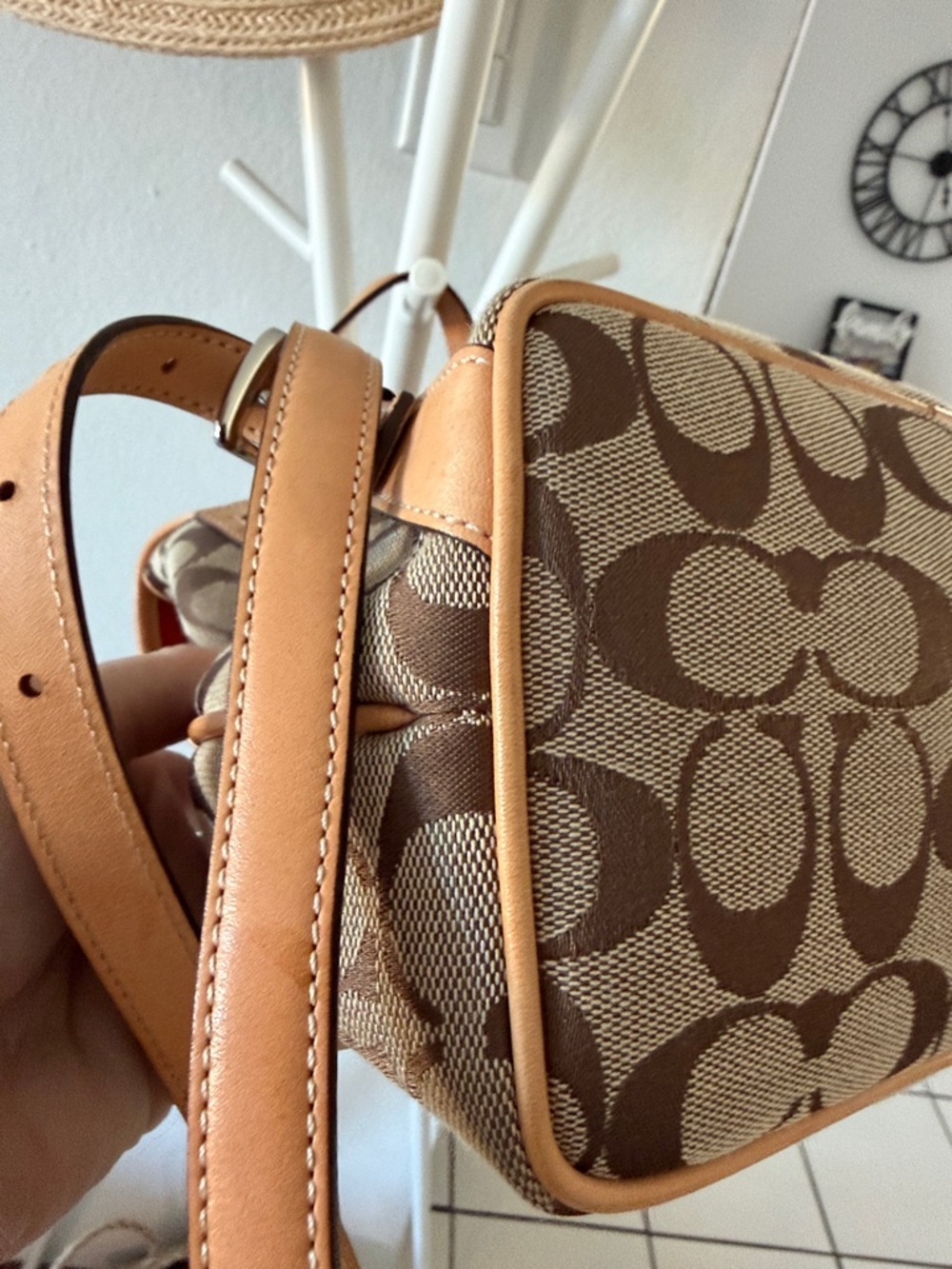 Vintage💕like new! Coach Signature Canvas Backpack with Tan Leather Trim - Picture 13 of 17